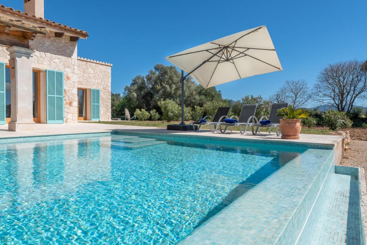 Villa Son Nou - *